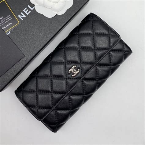 chanel กระเป าสตางค classic flap wallet black caviar shw|Classic small flap wallet .